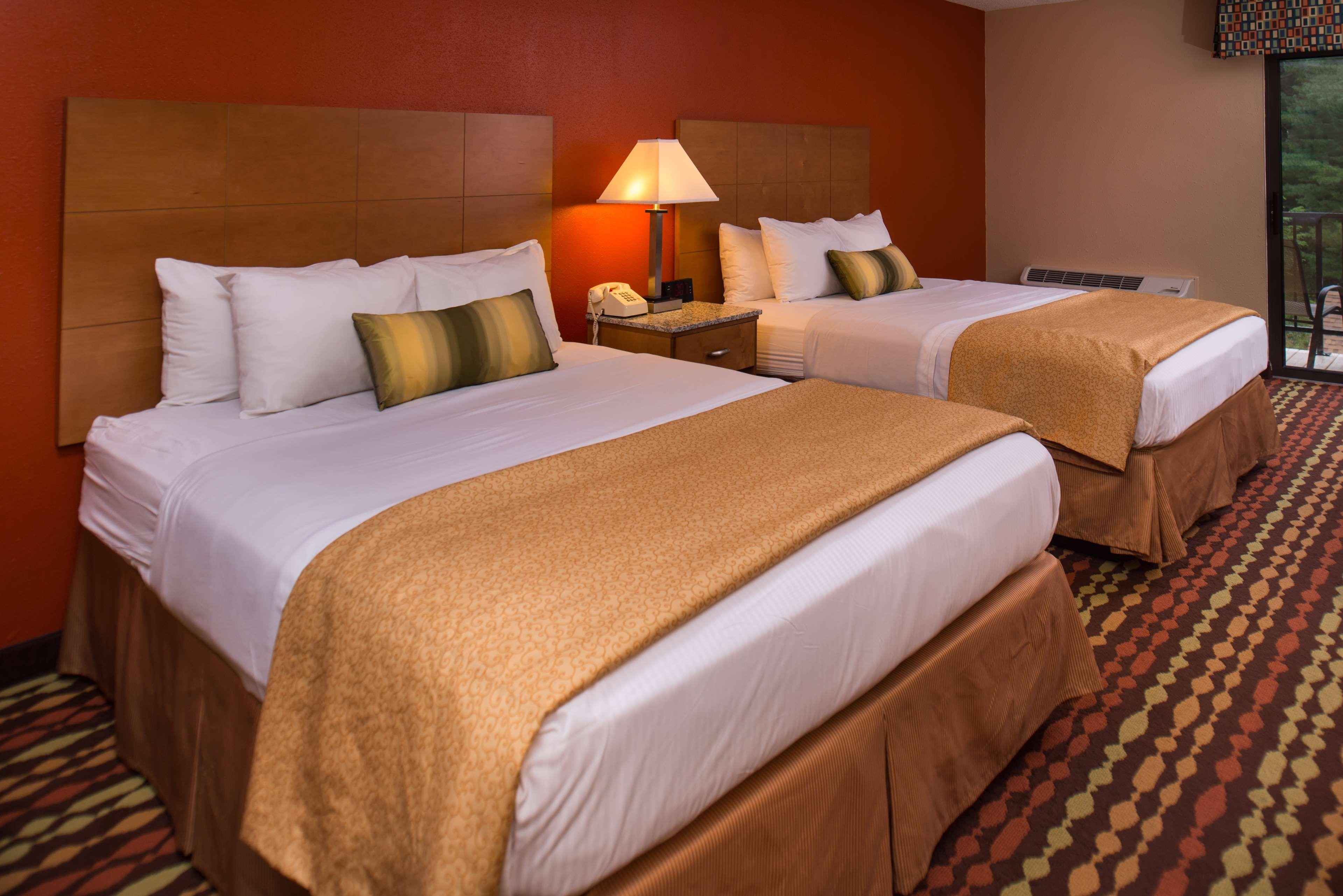 Best Western Ambassador Inn & Suites Wisconsin Dells Eksteriør billede