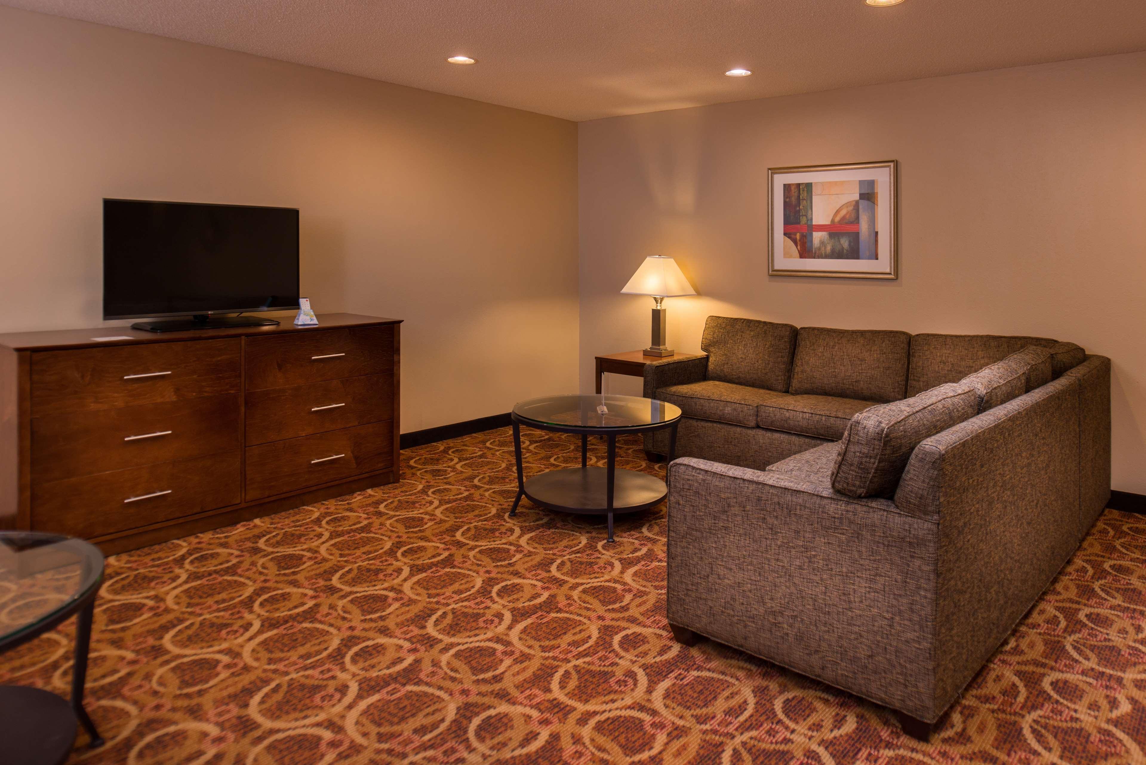 Best Western Ambassador Inn & Suites Wisconsin Dells Eksteriør billede