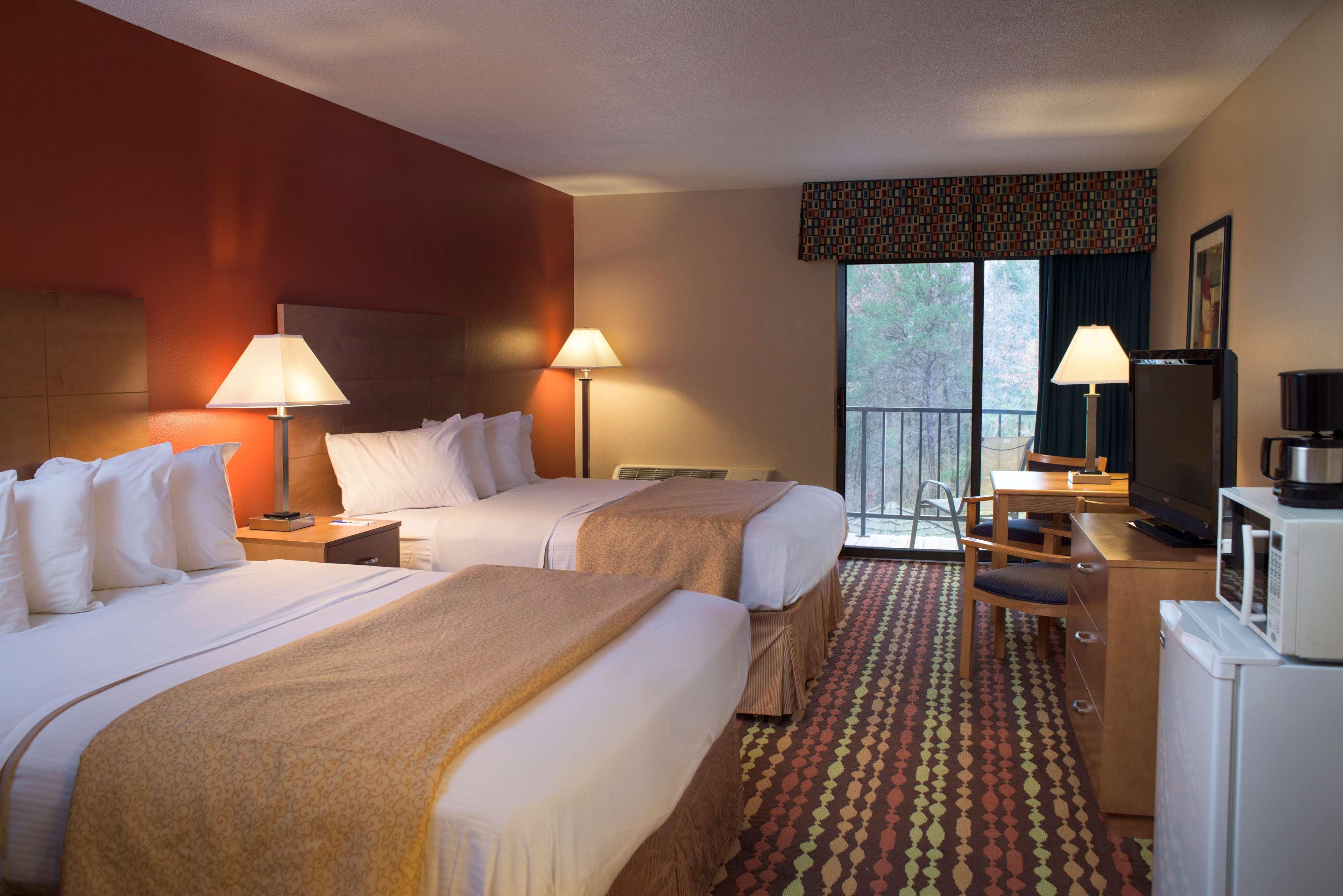 Best Western Ambassador Inn & Suites Wisconsin Dells Eksteriør billede