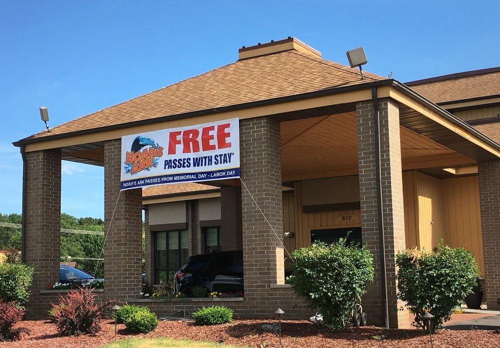 Best Western Ambassador Inn & Suites Wisconsin Dells Eksteriør billede